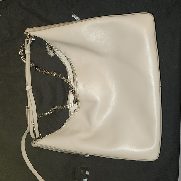 Givenchy medium moon bag - Picture 1 of 6